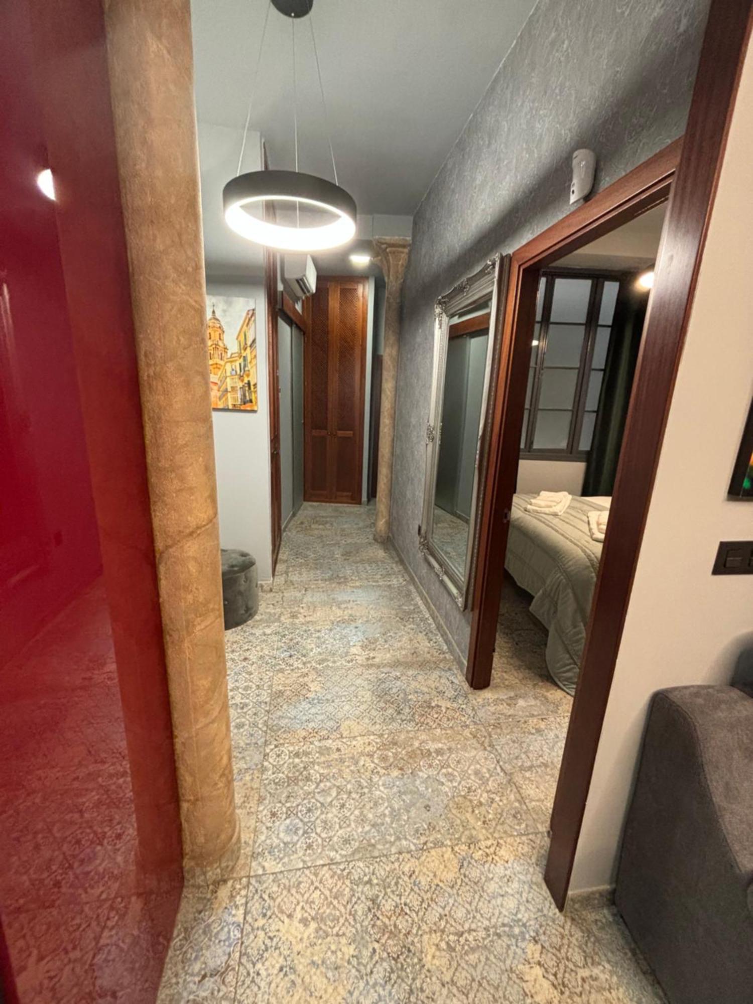 Alma De Malaga 2Br Stay With Art History & Comfort In The Heart Of The City 马拉加 外观 照片