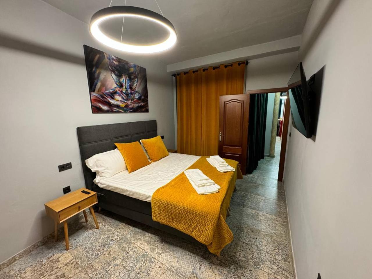 Alma De Malaga 2Br Stay With Art History & Comfort In The Heart Of The City 马拉加 外观 照片
