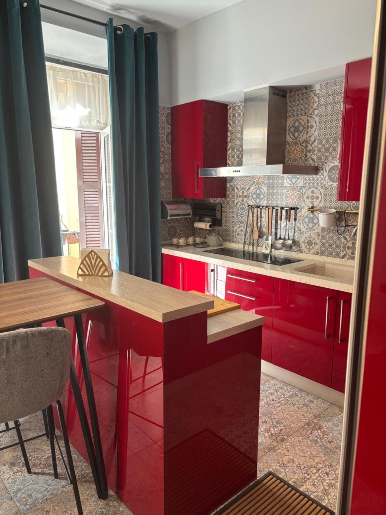 Alma De Malaga 2Br Stay With Art History & Comfort In The Heart Of The City 马拉加 外观 照片