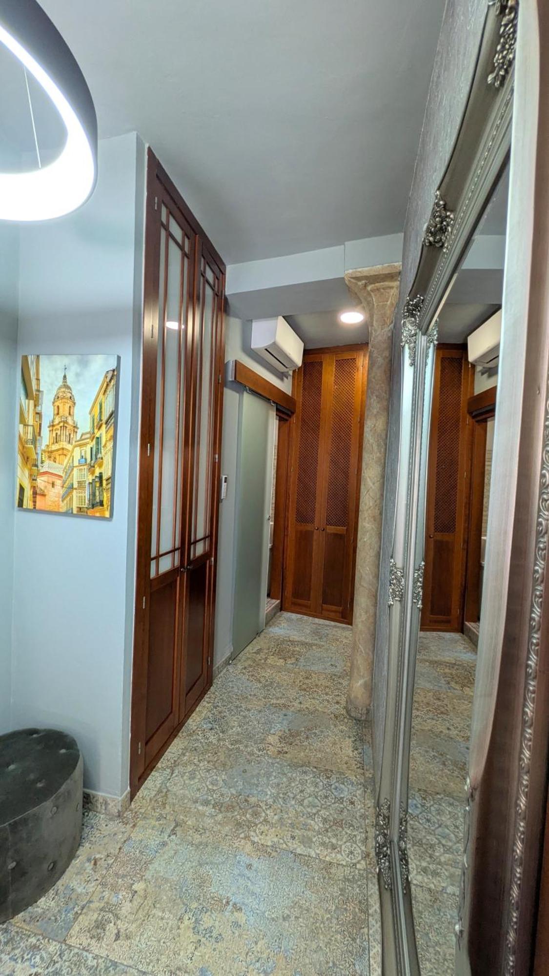 Alma De Malaga 2Br Stay With Art History & Comfort In The Heart Of The City 马拉加 外观 照片